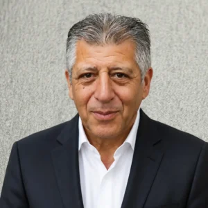 Ali-Rostami-Contracts-Manager-at-Chigwell-Construction