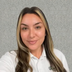Chloe-Jones-Contracts-Manager-at-Chigwell-Construction