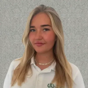 Holly-Clarke-Contracts-Administrator-at-Chigwell-Construction